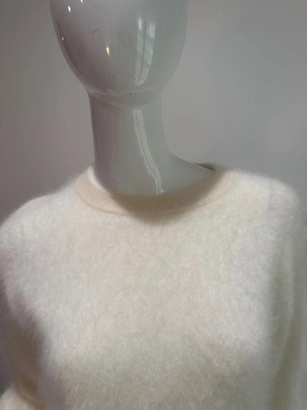 J CREW Brushed 100% Cashmere Ivory Crew Neck Sweater Quiet Luxury Capsule Luxe